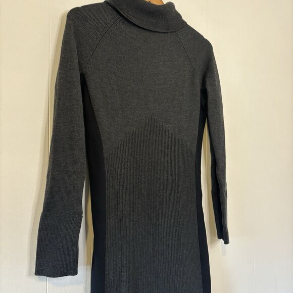 Athleta Mesa Hybrid Sweater Dress Merino Wool Turtle Neck Charcoal Gray Size XS - Picture 5 of 15